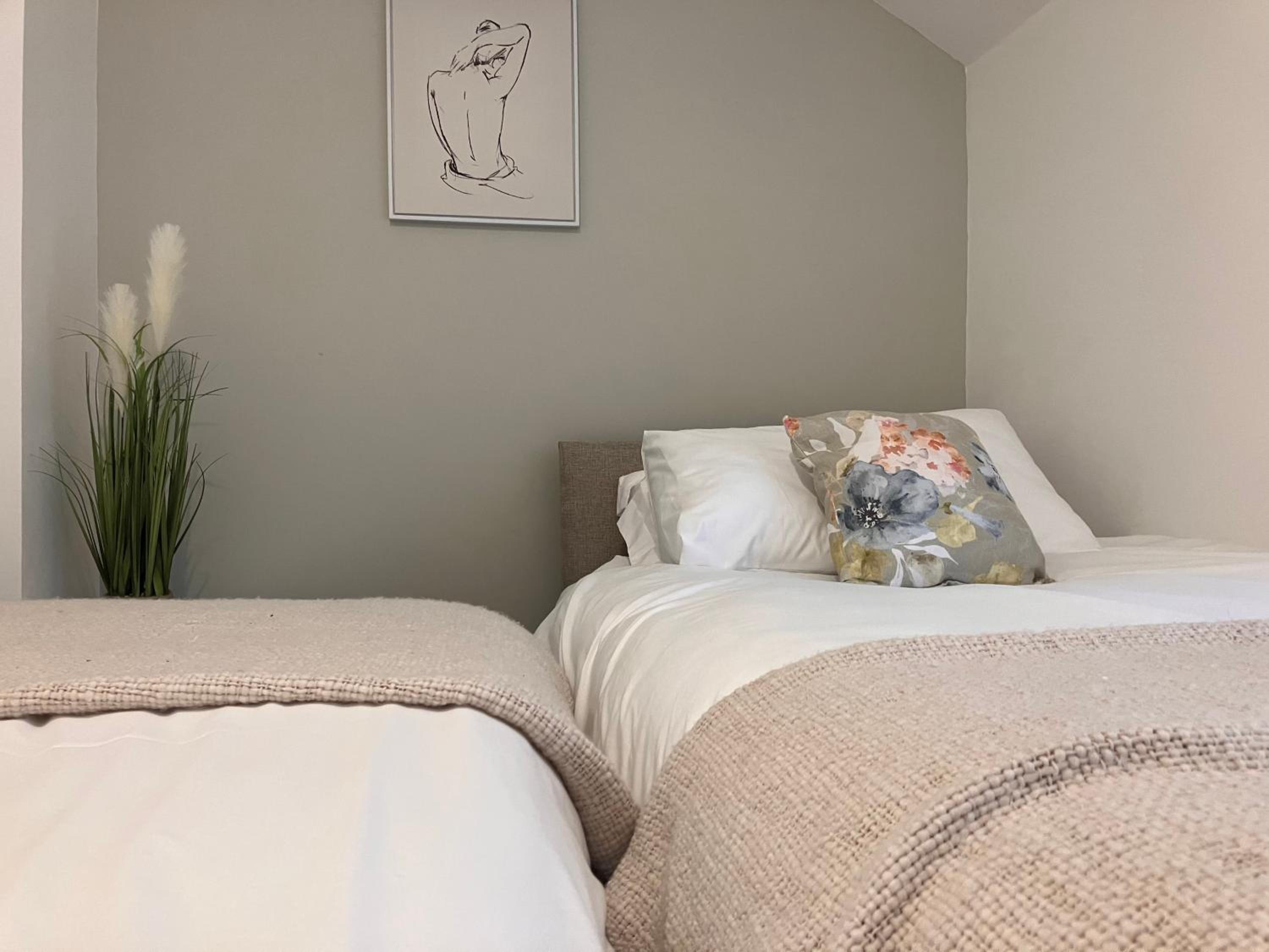 Two-Bedroom House photo 1