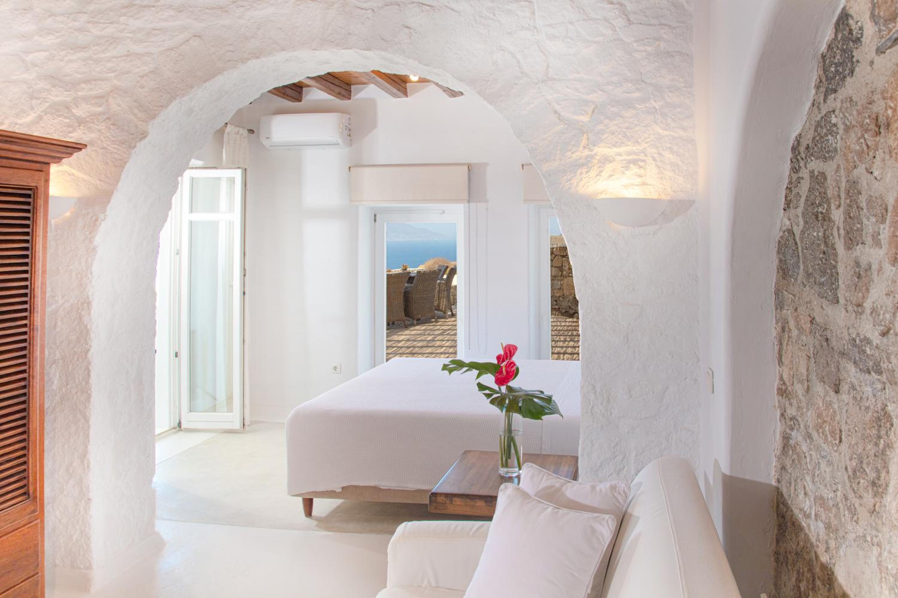 Villa photo 3