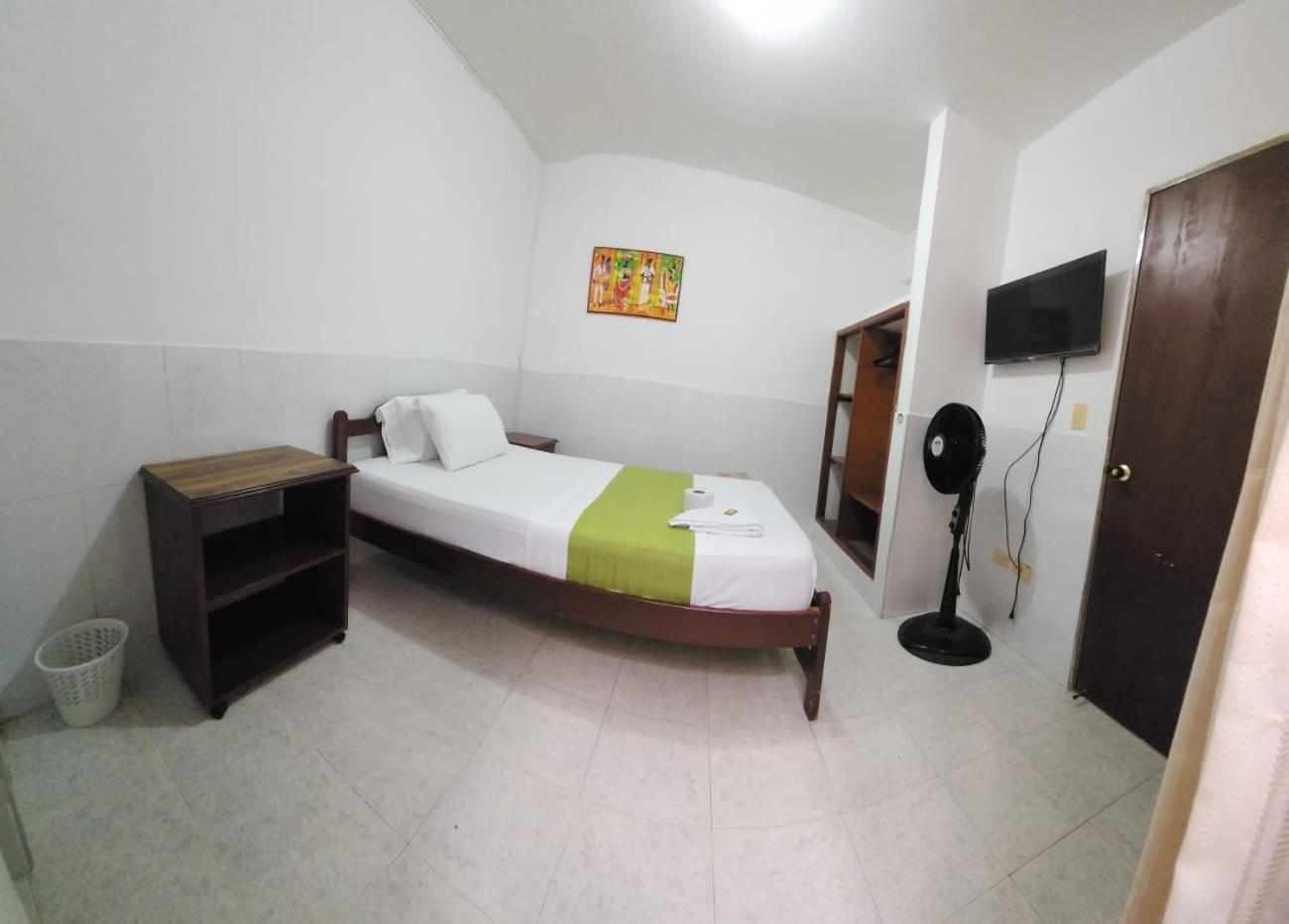 Standard Double Room photo 2