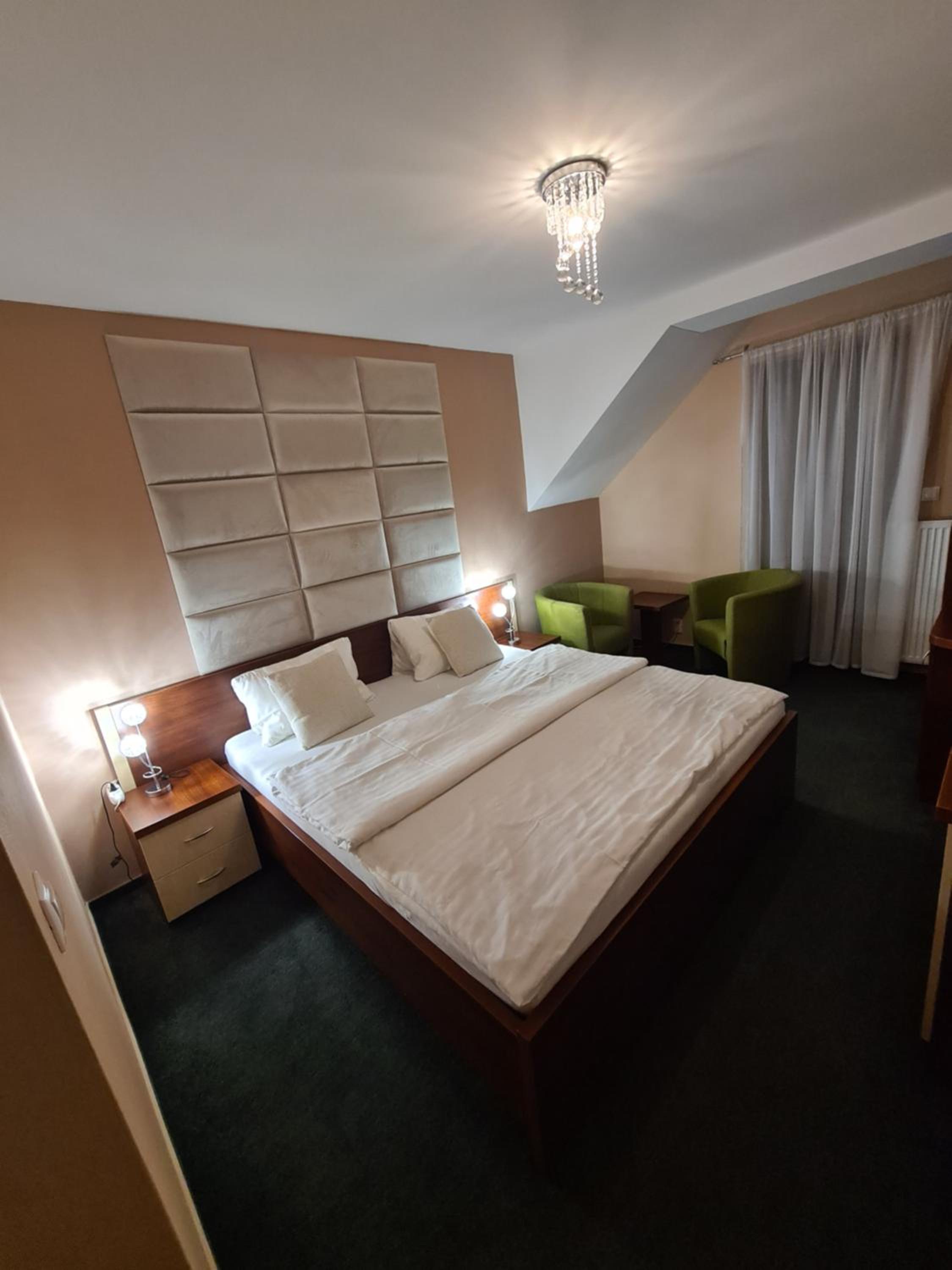 Standard Double Room - Photo 2