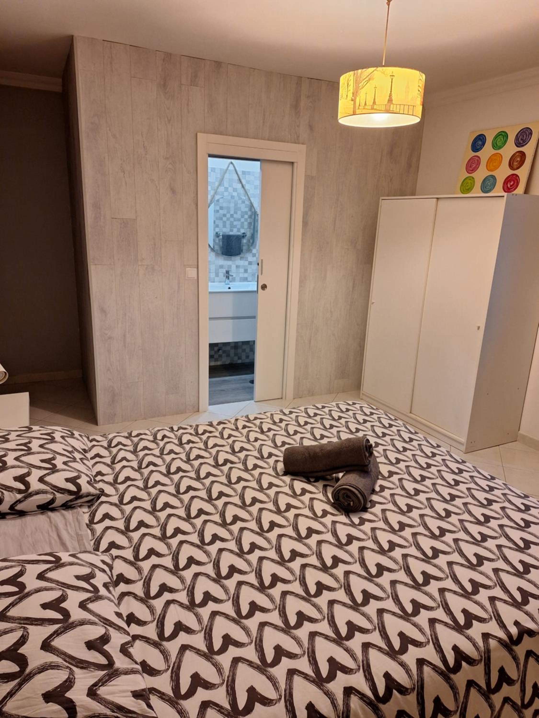King Suite with Balcony - Photo 9