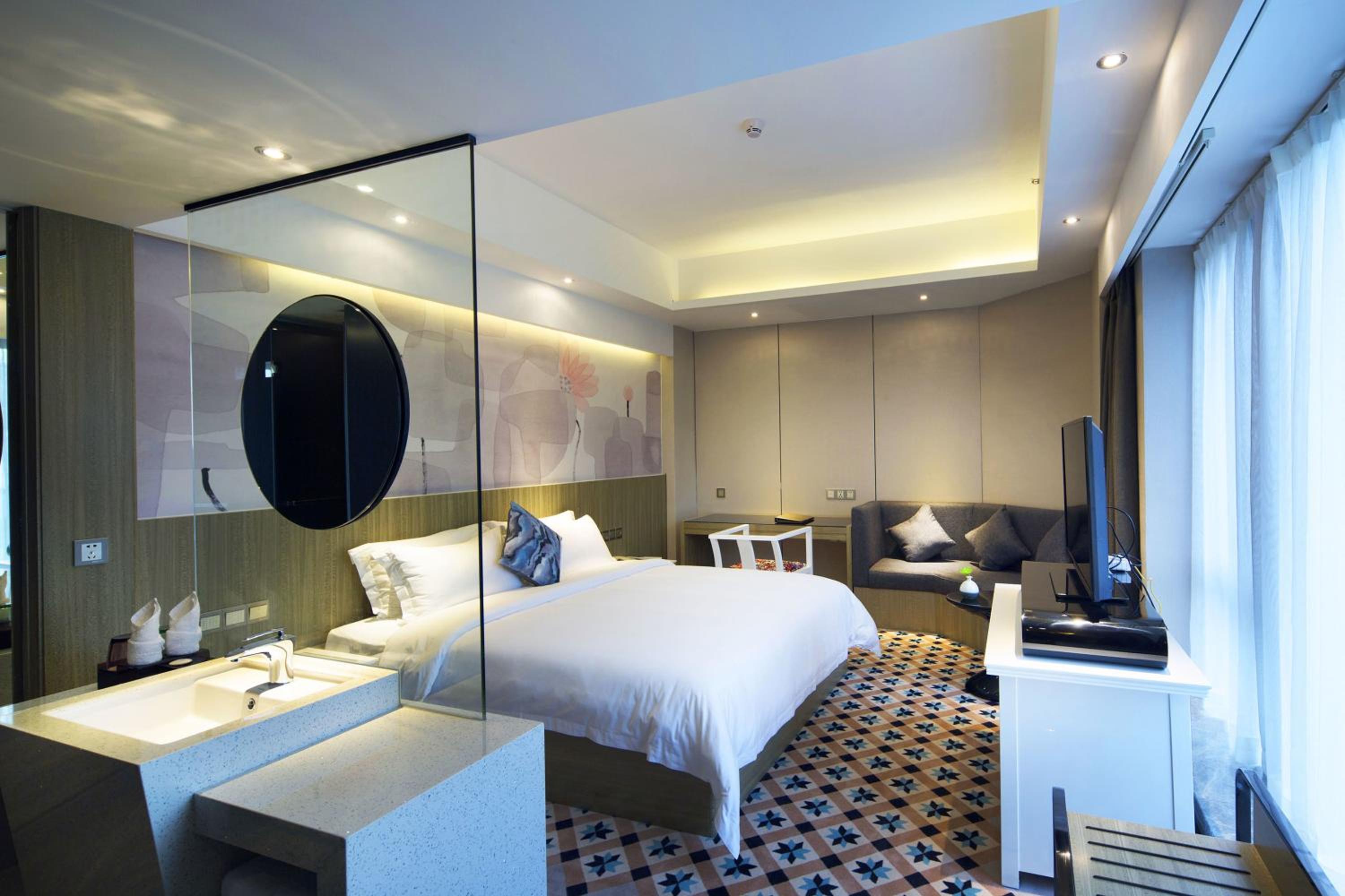Superior Queen Room photo 1