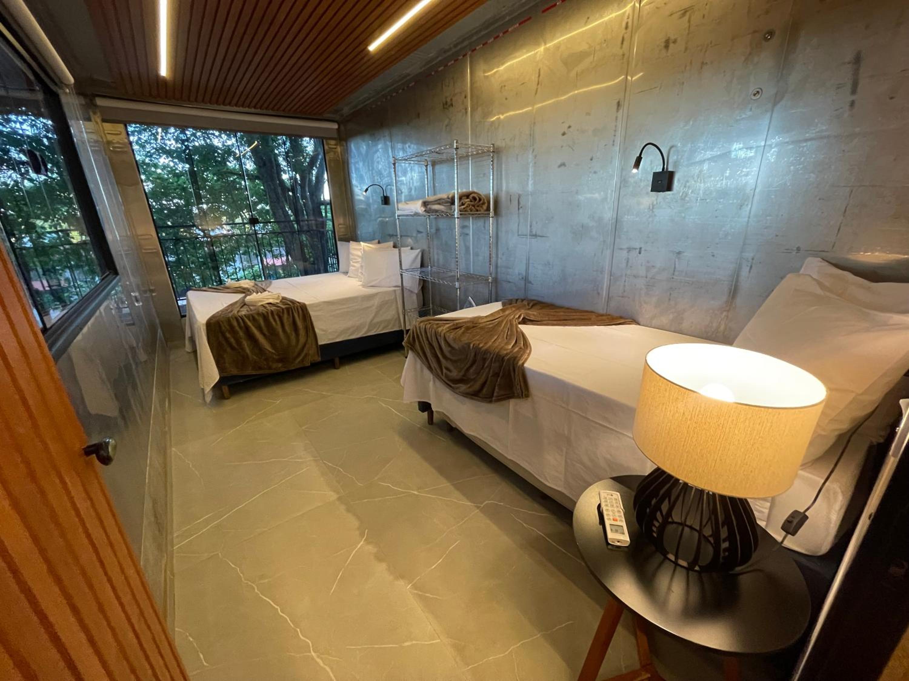 King Studio with Sofa Bed - Photo 10