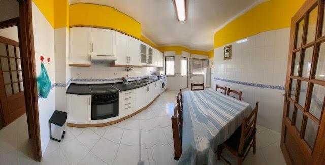 King Suite with Balcony - Photo 21