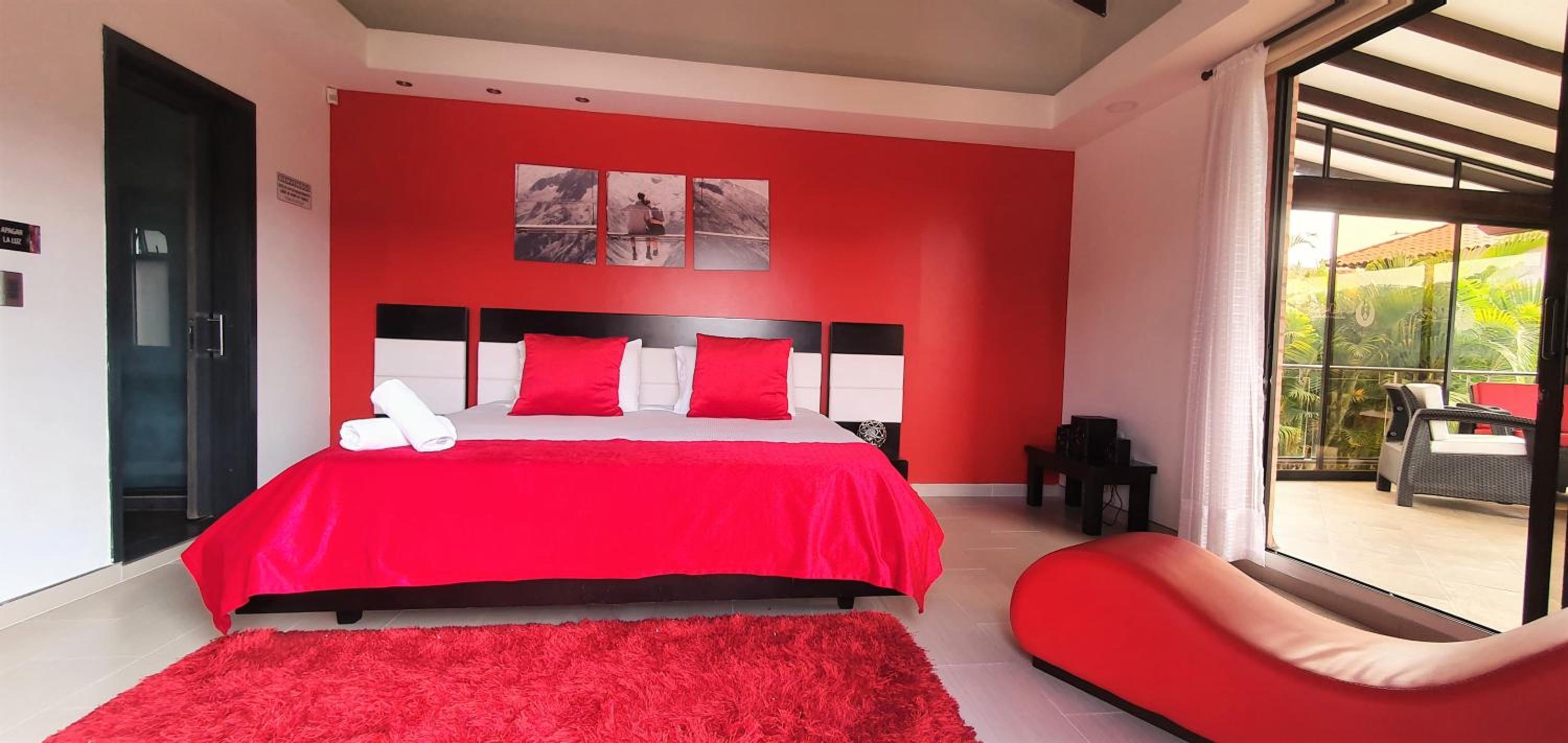 King Room with Mountain View