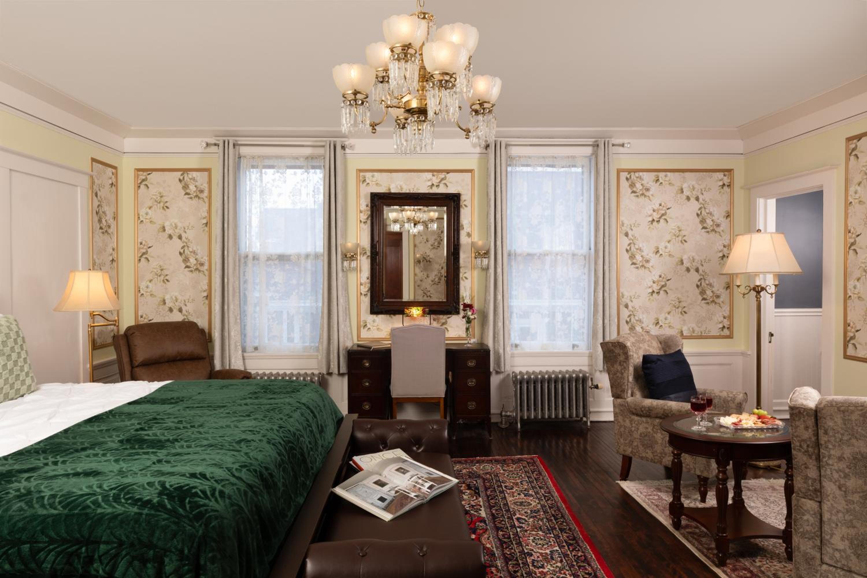 Superior King Room photo 1