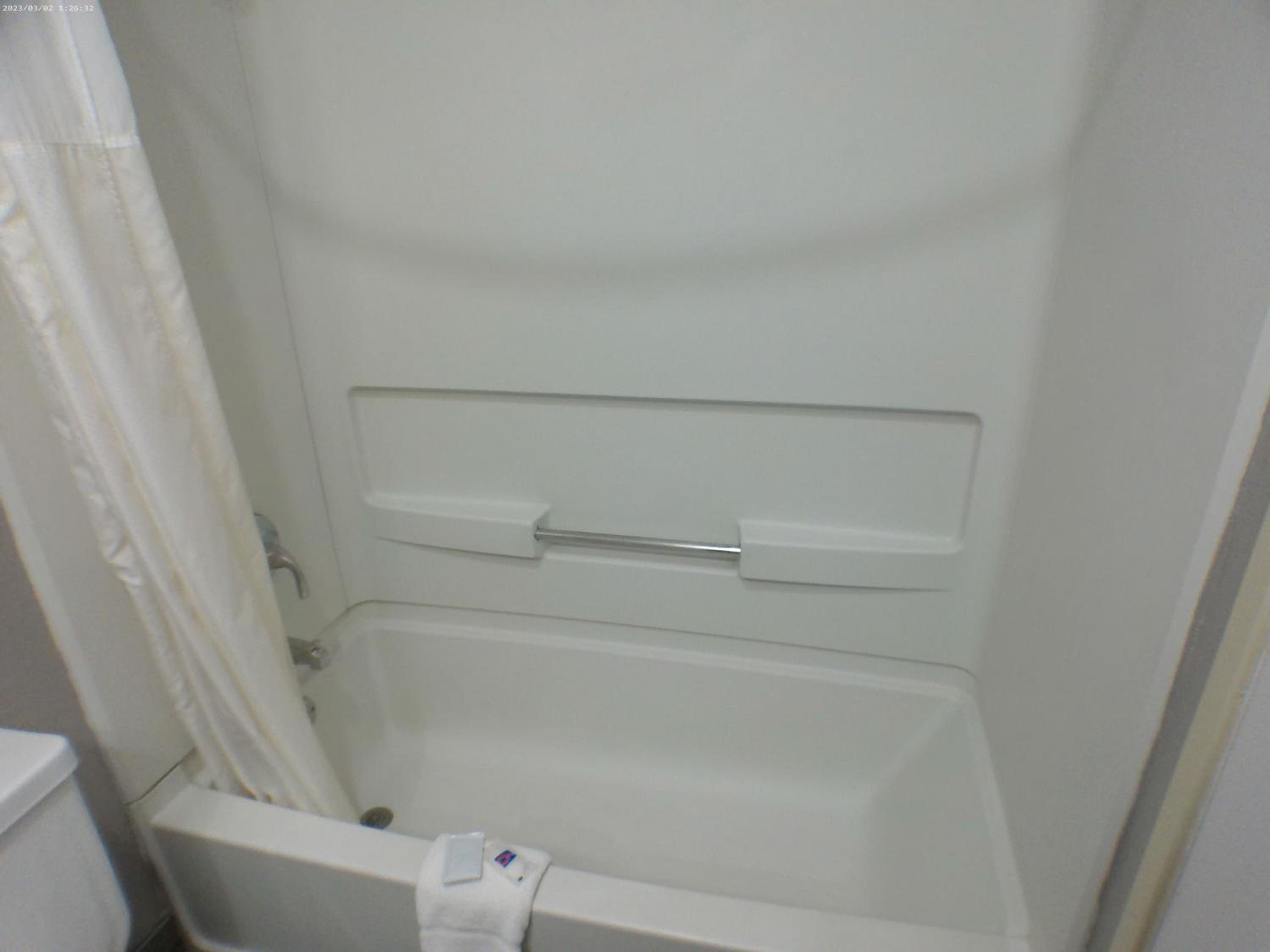 King Room - Non-Smoking - Photo 6