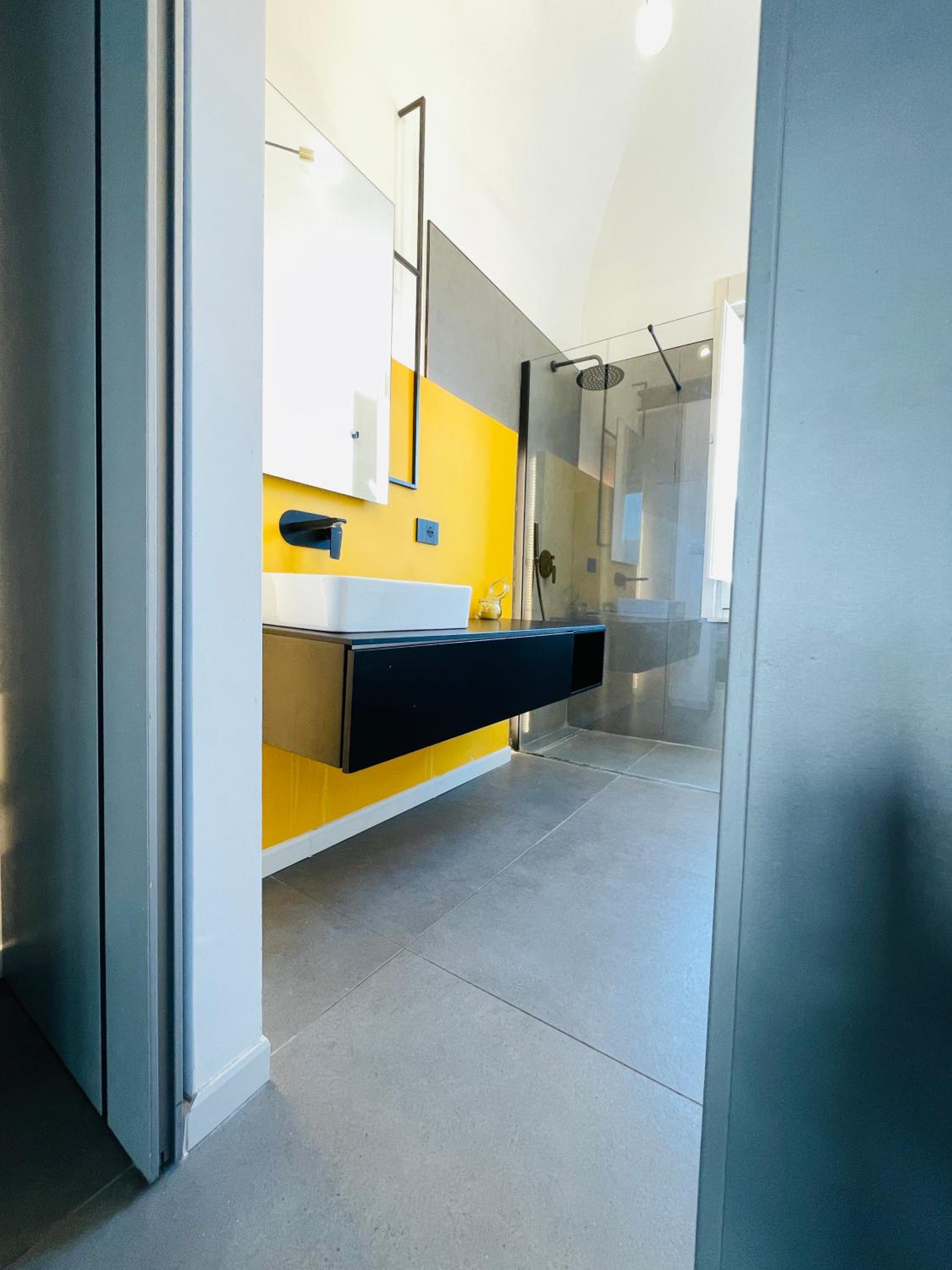 Deluxe Triple Room - Photo 15