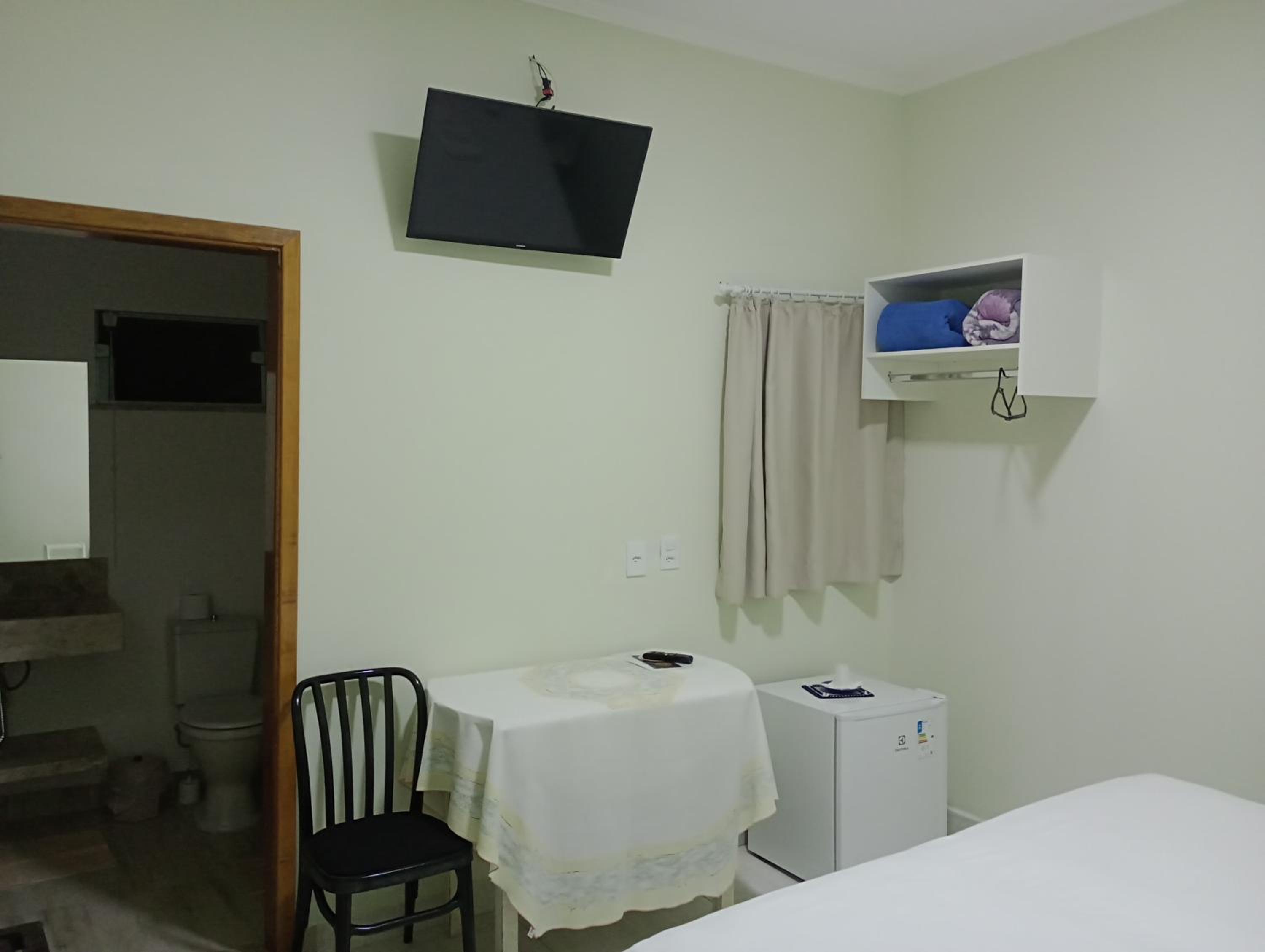 King Suite - Photo 13