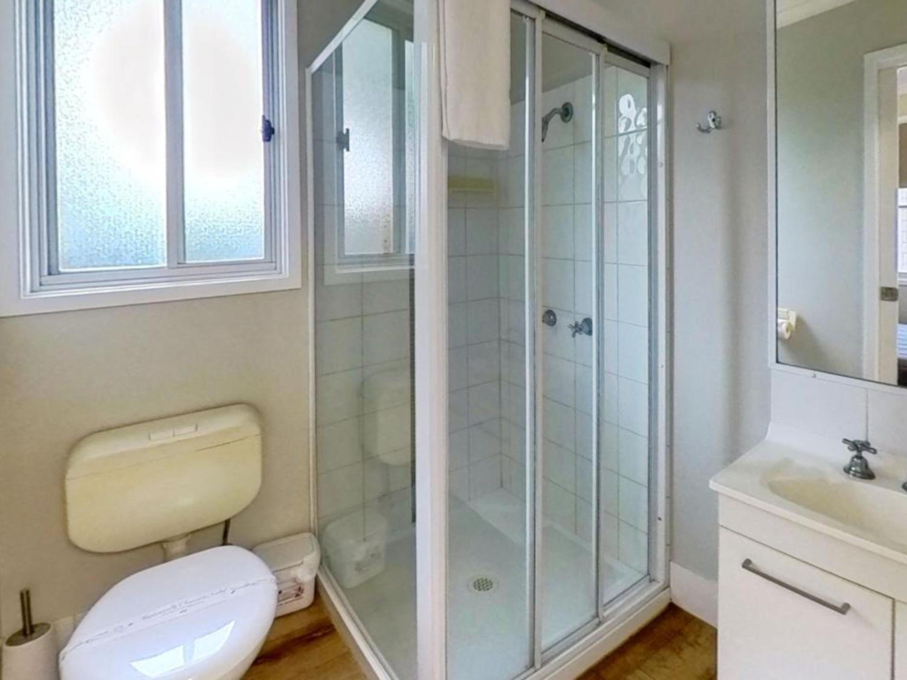 Standard One-Bedroom Cabin - Not Pet Friendly photo 2