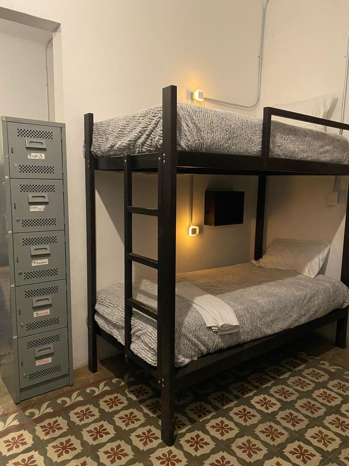 Bunk Bed in Female Dormitory Room   photo 3