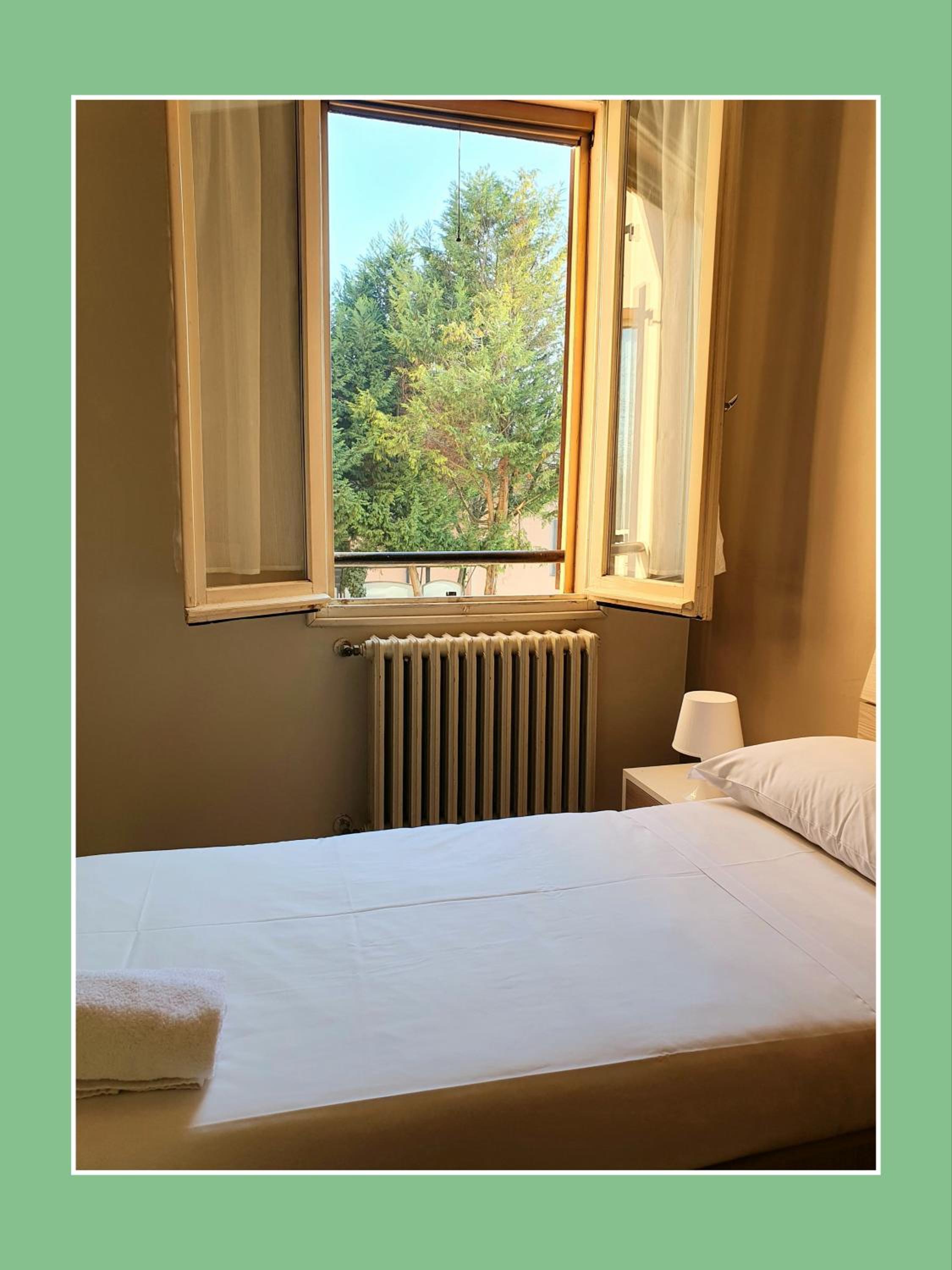 Single Room with Private Bathroom