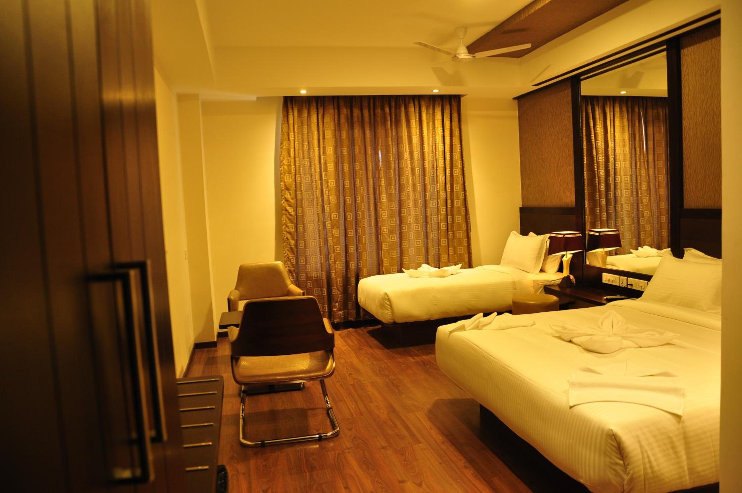 Family Club Room - Photo 3