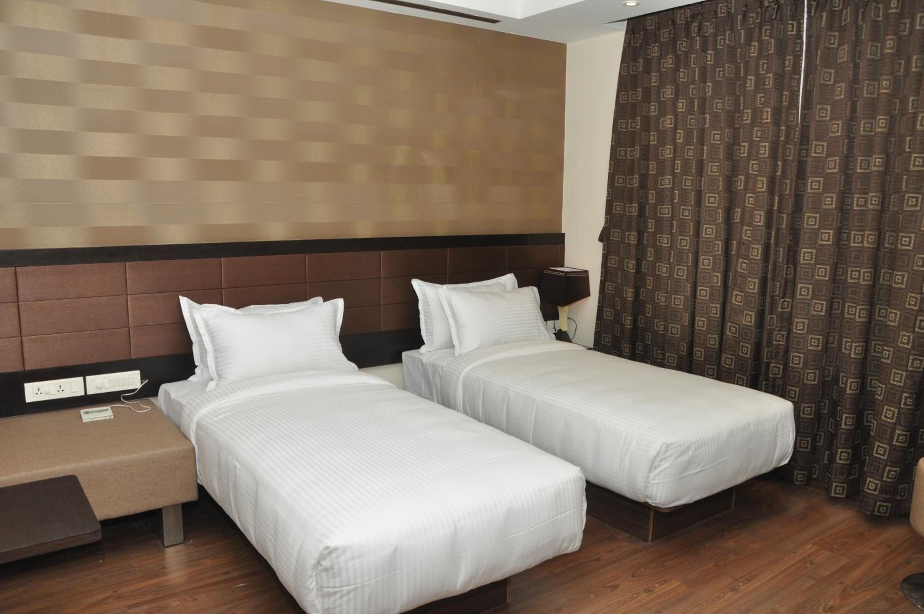 Club Double Room - Photo 1