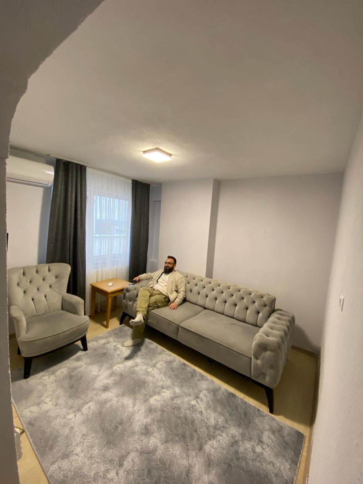 Deluxe Apartment photo 2