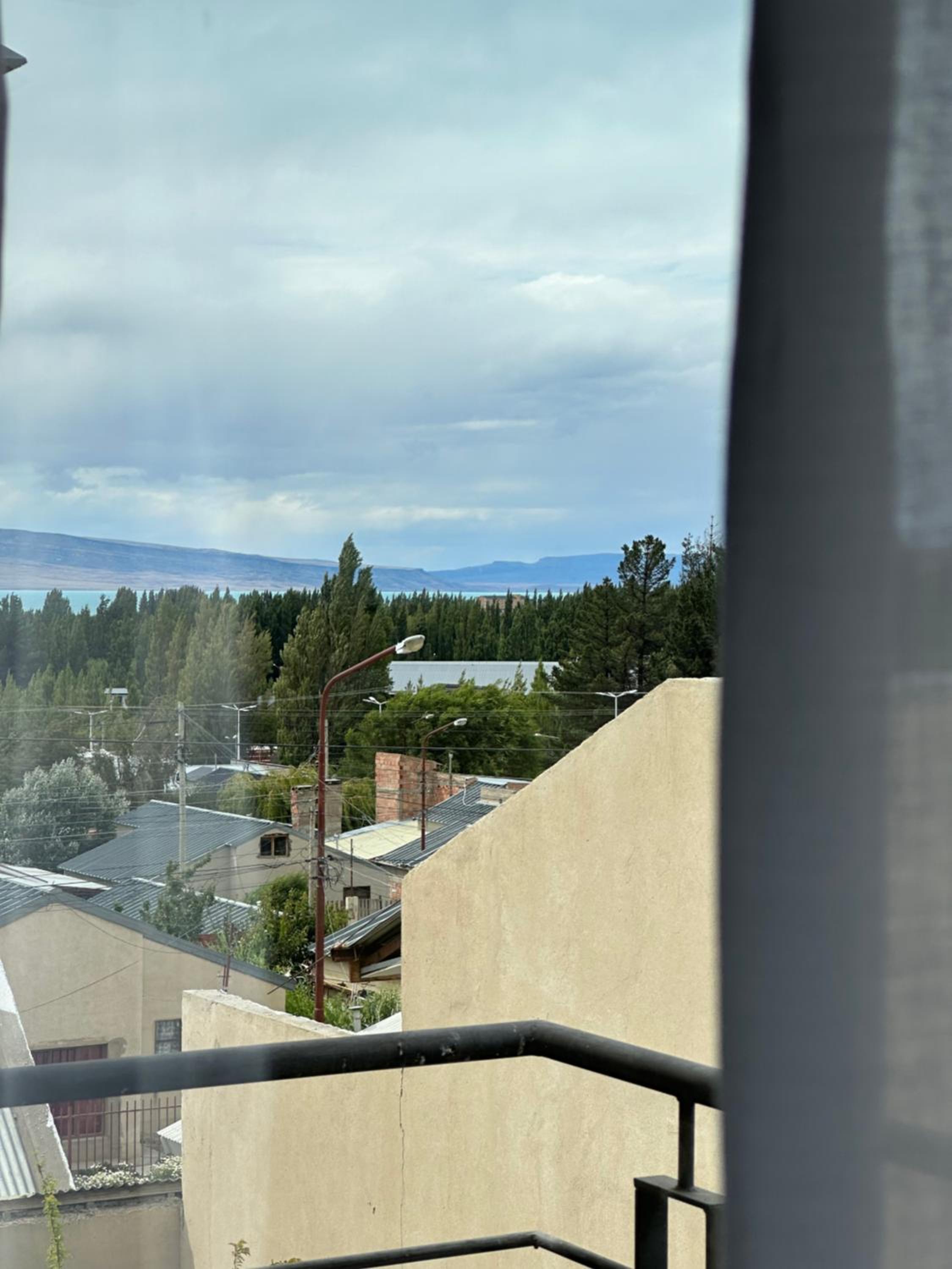 Apartment with Lake View photo 2