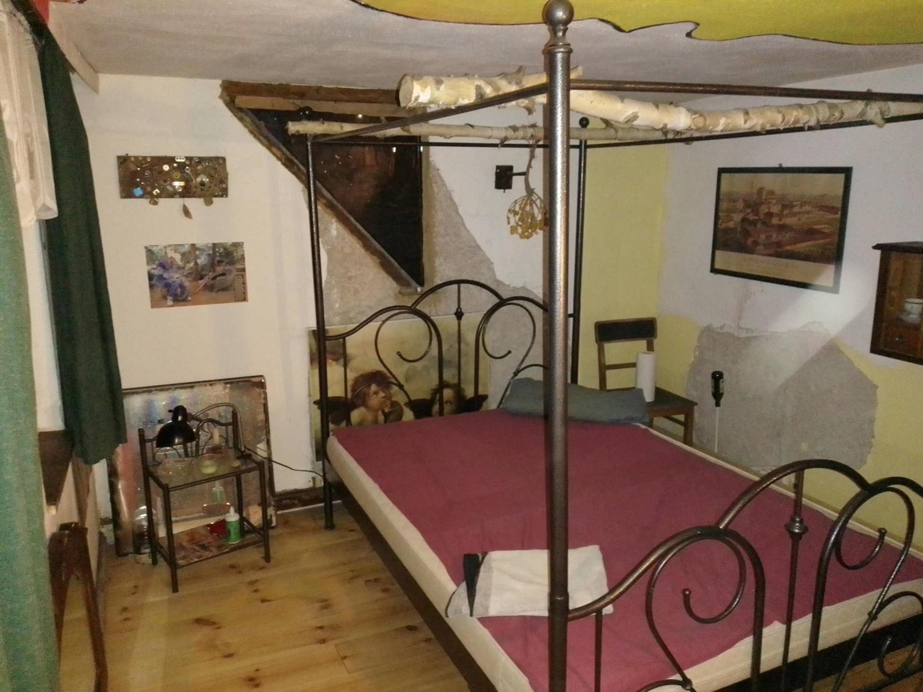 Double Room with Shared Bathroom photo 1