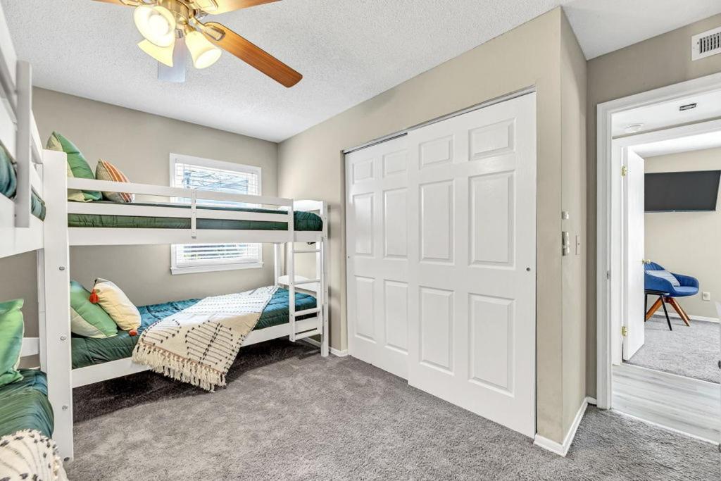 Four-Bedroom House photo 1