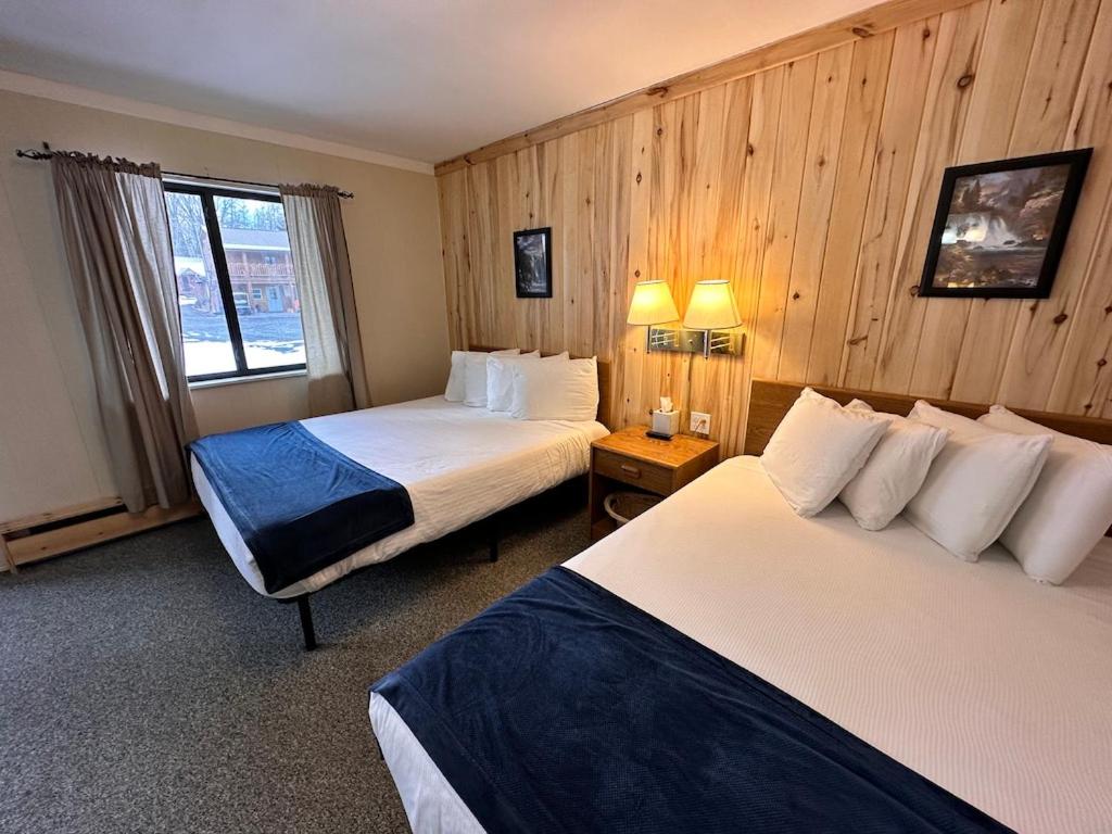 Deluxe Queen Room photo 3