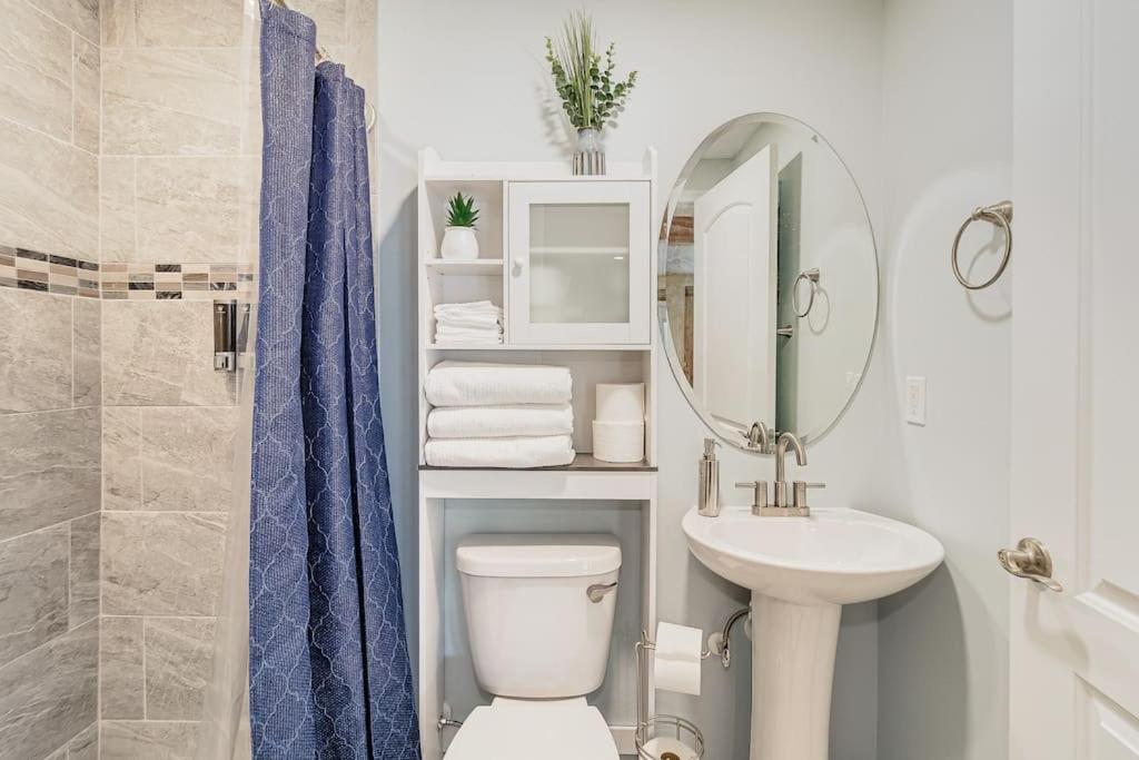 One-Bedroom House photo 2