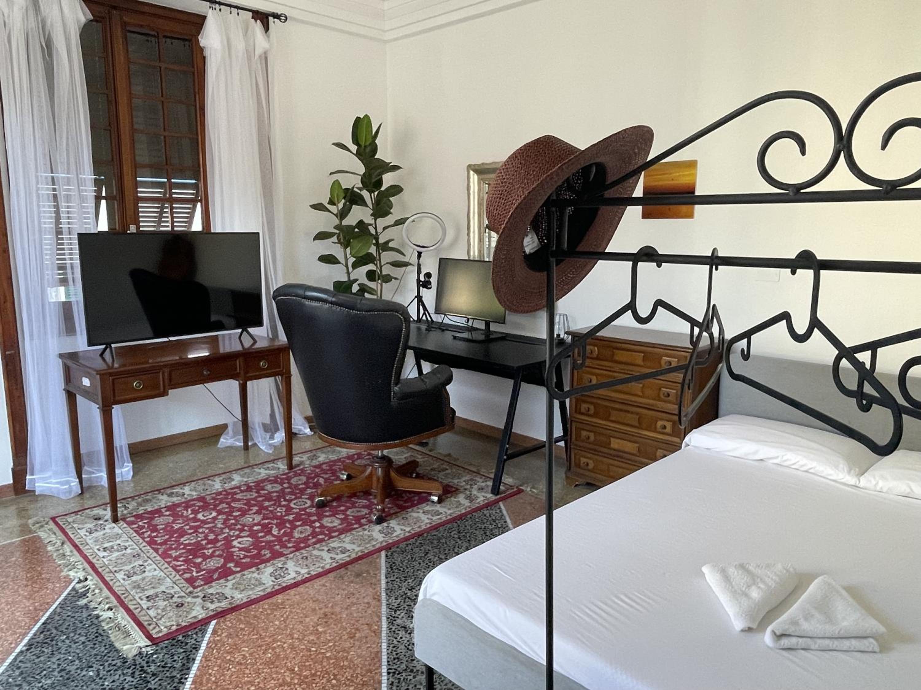 Double Room with Balcony