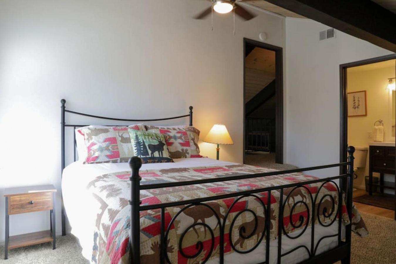 Four-Bedroom House photo 1