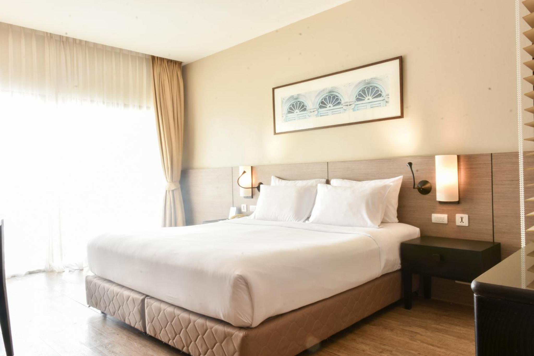 Superior City View – Room only - Photo 3