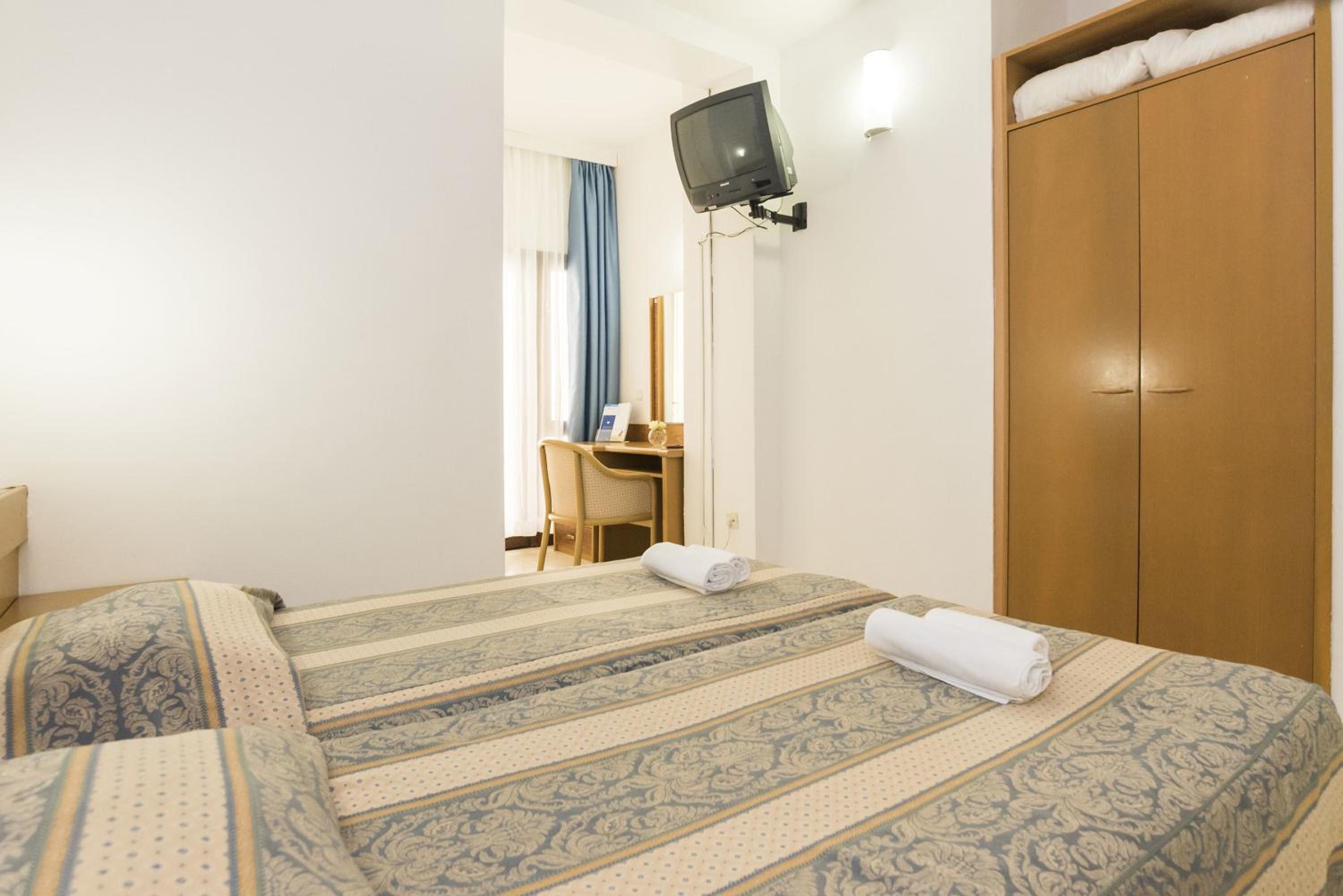 Double Room With Balcony photo 1