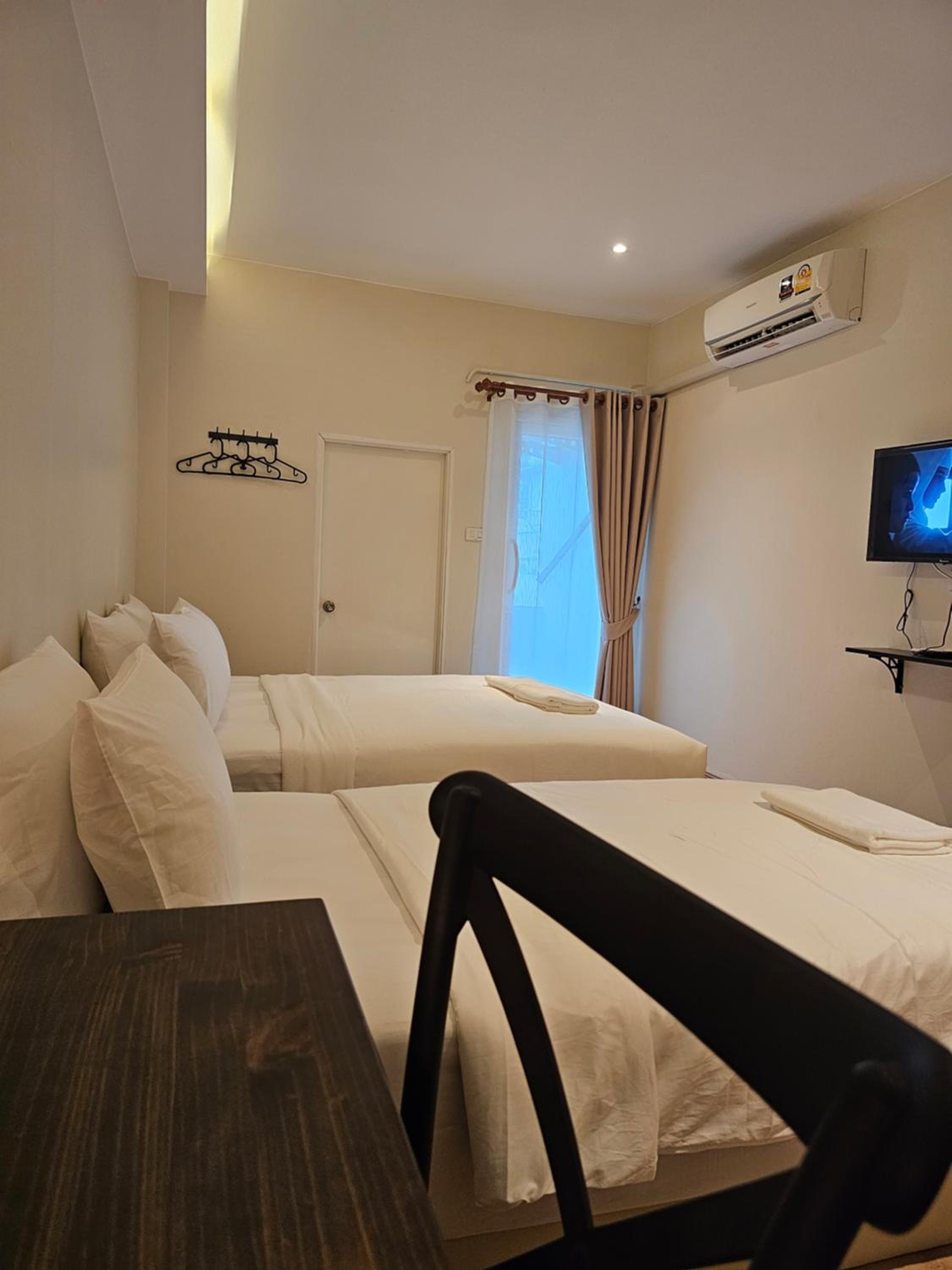 Budget Triple Room - Photo 2