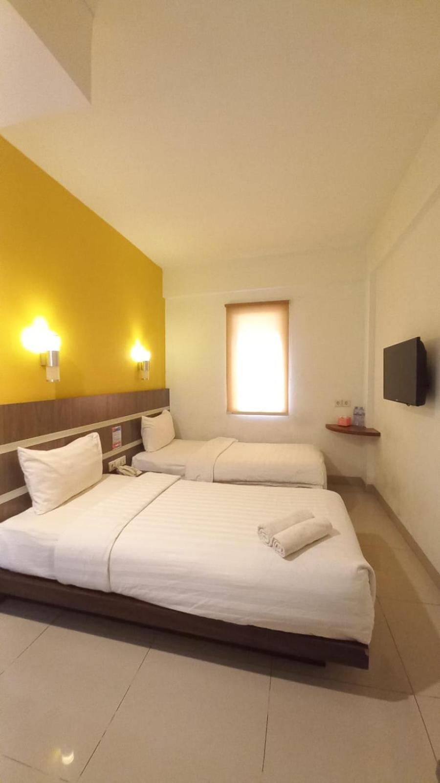 Standard Twin Room photo 1