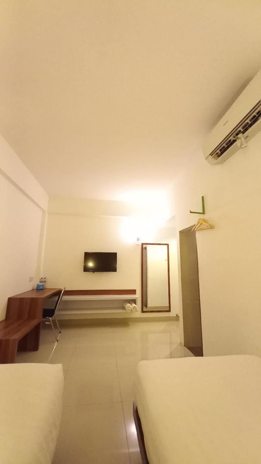 Deluxe Double Or Twin Room photo 3