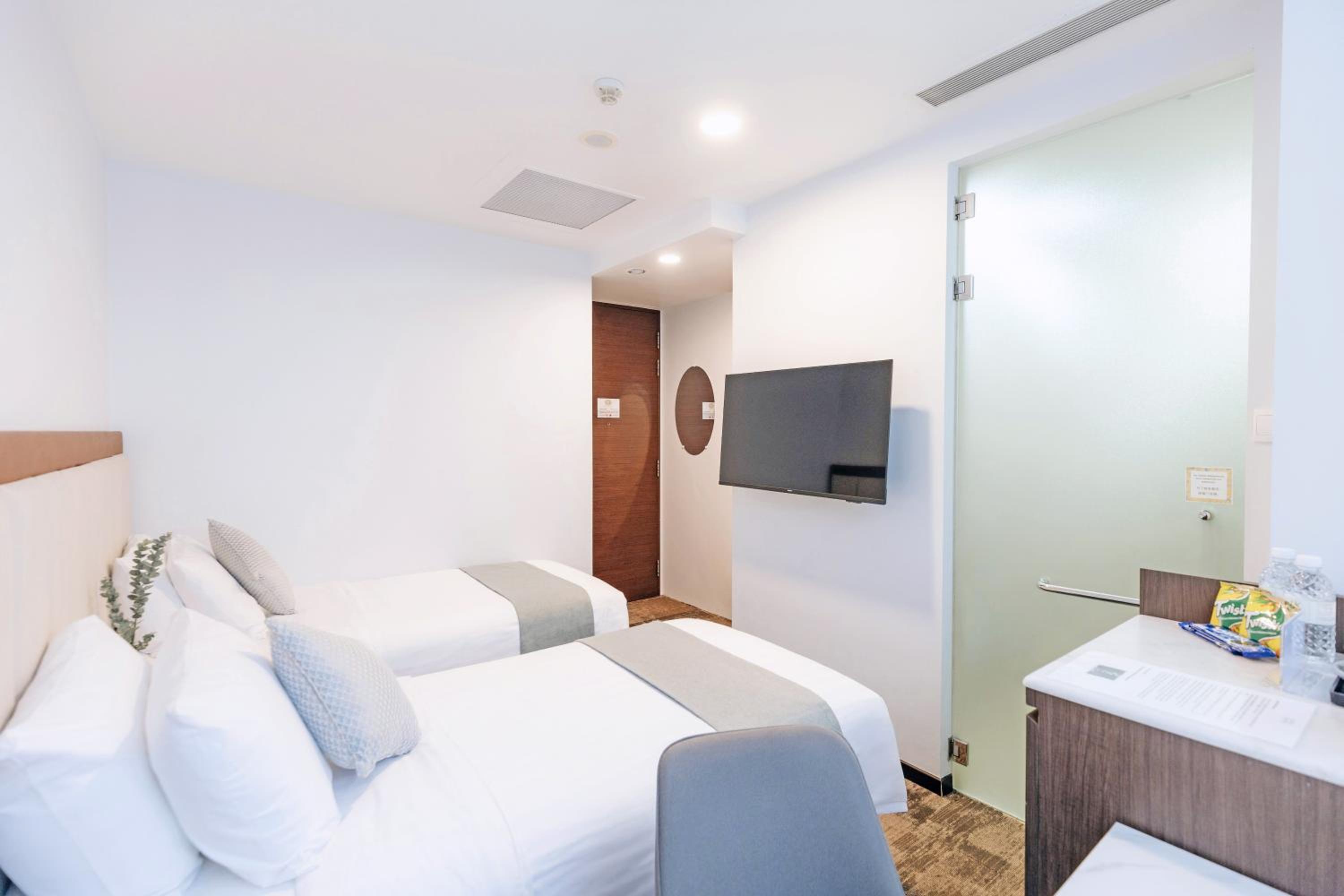 Superior Twin Room photo 3
