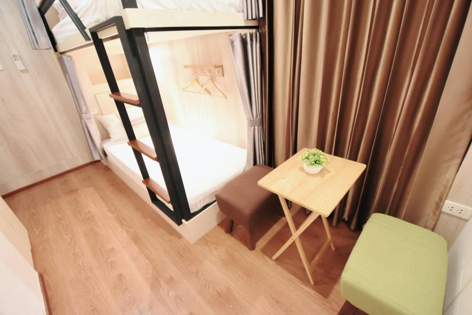 Dormitory Room with Shared Bathroom photo 3