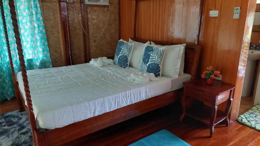 Double Room with Balcony and Sea View