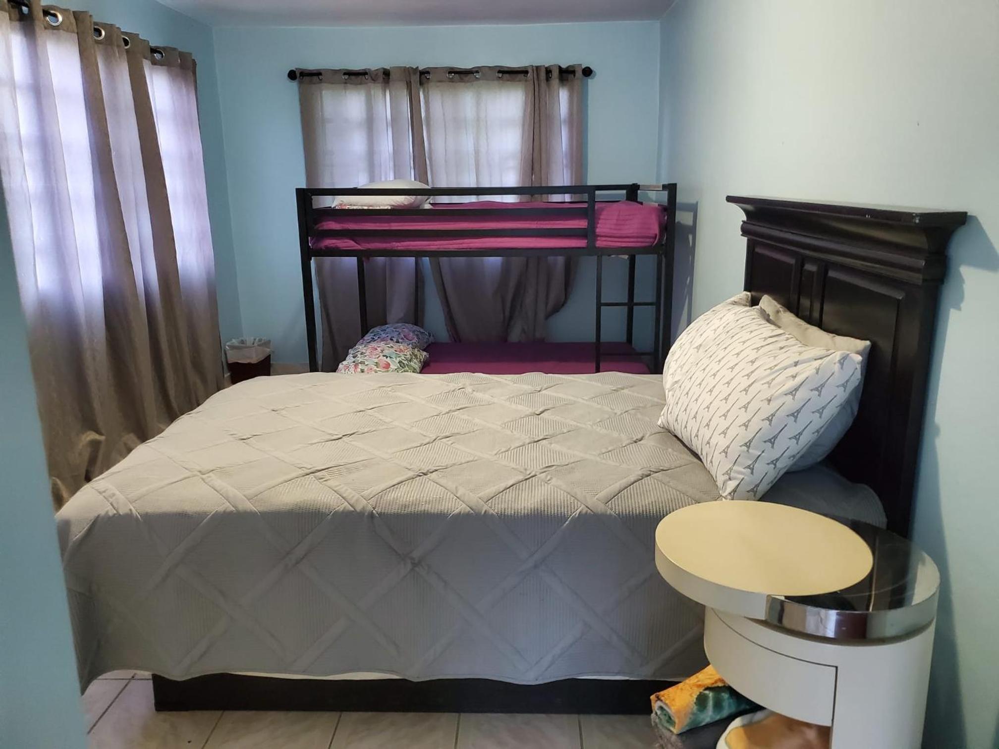 Two-Bedroom House photo 2