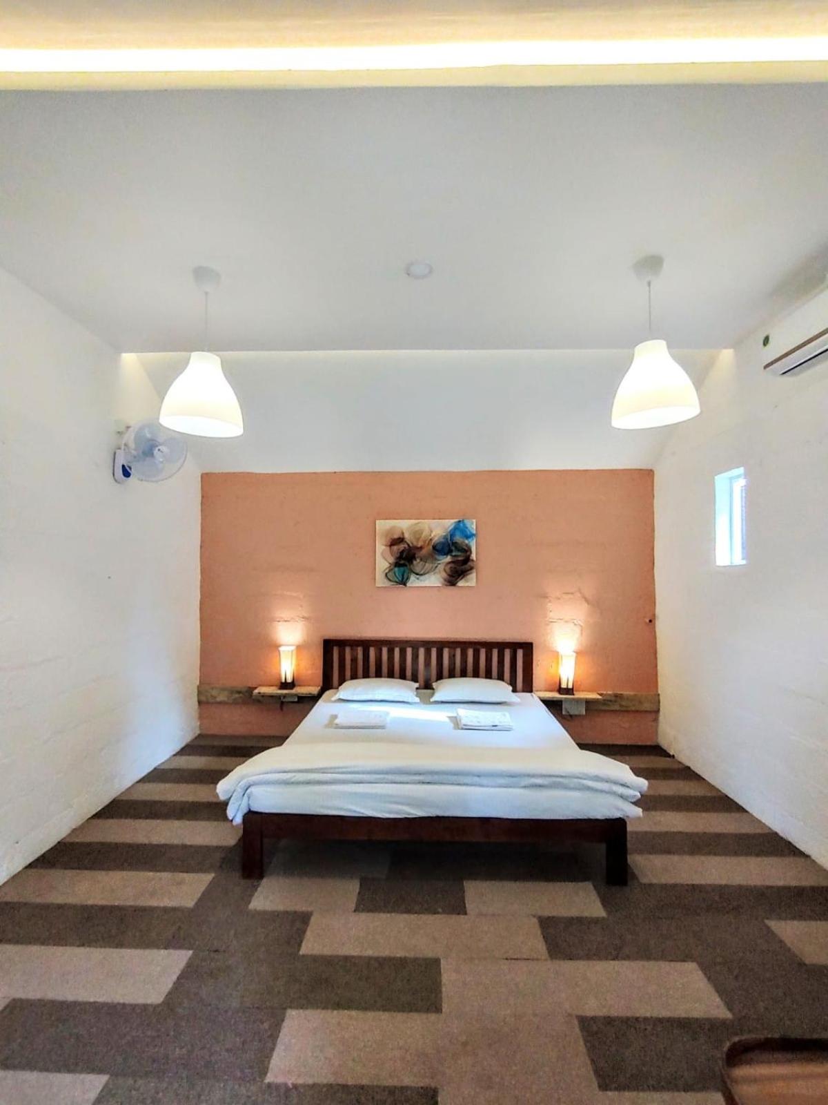 Budget Double Room photo 2