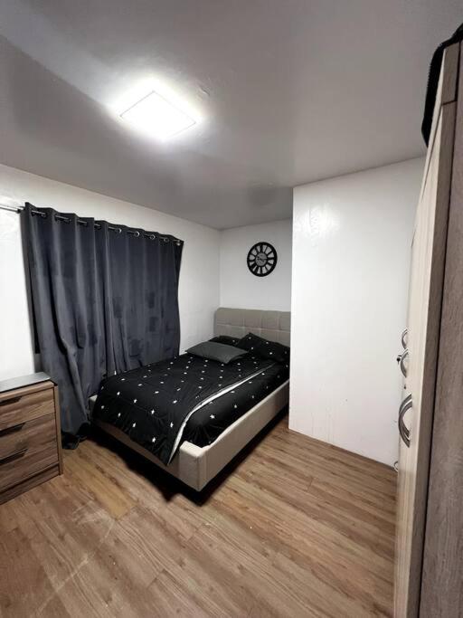 One-Bedroom House photo 3
