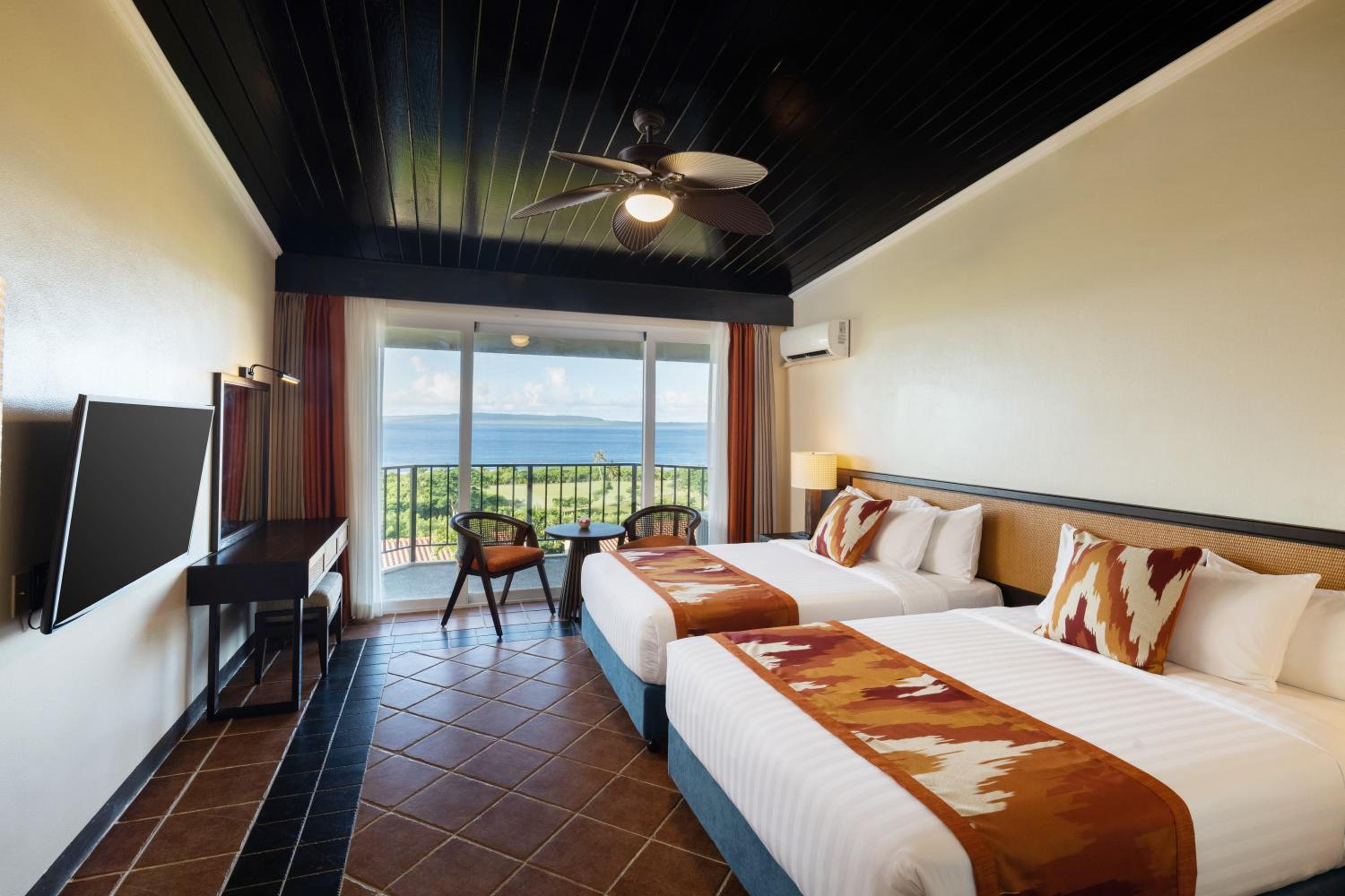 Deluxe Twin Room with Sea View