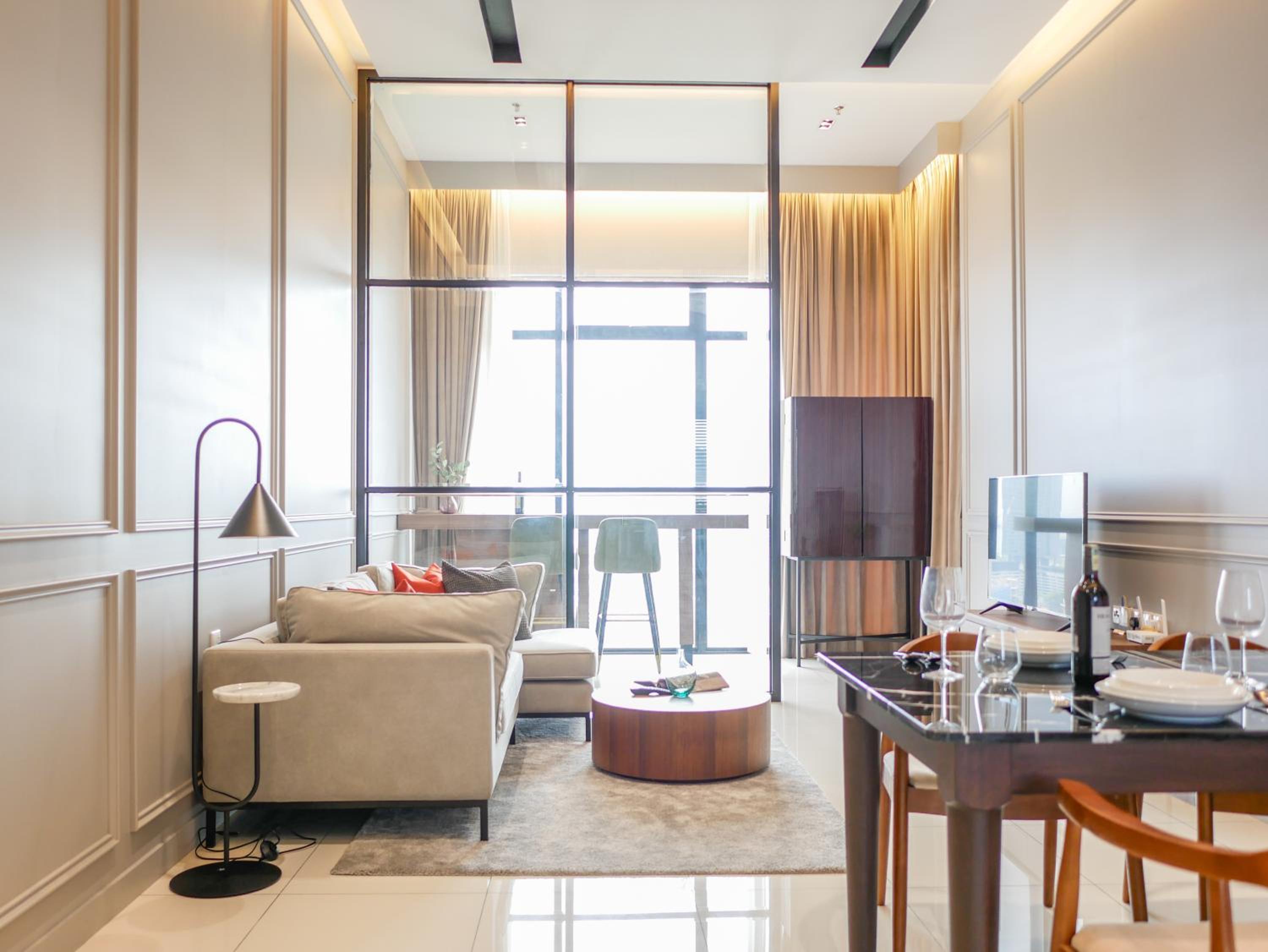 Deluxe Suite with Sea View