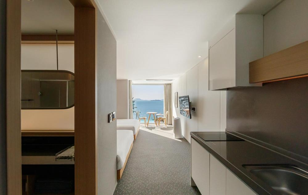 Club Hotel C photo 3
