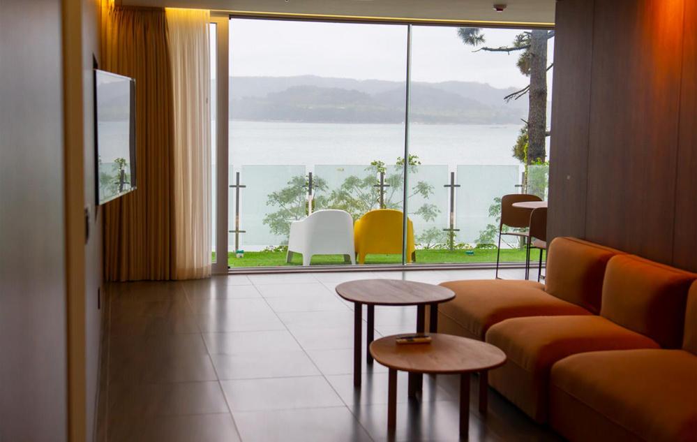 Club Hotel B - Family Terrace (Ocean View) photo 2
