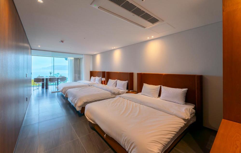 Club Hotel B - Family Terrace (Ocean View) photo 3
