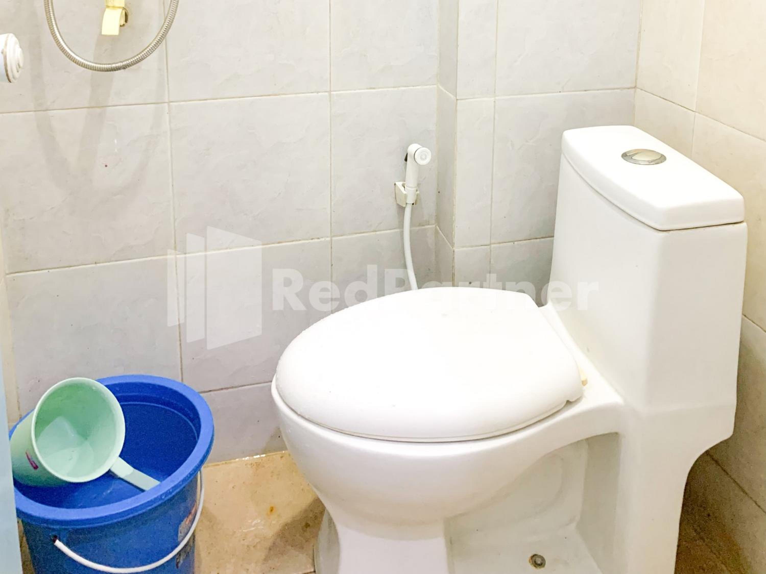 Standard Twin Room - Photo 2