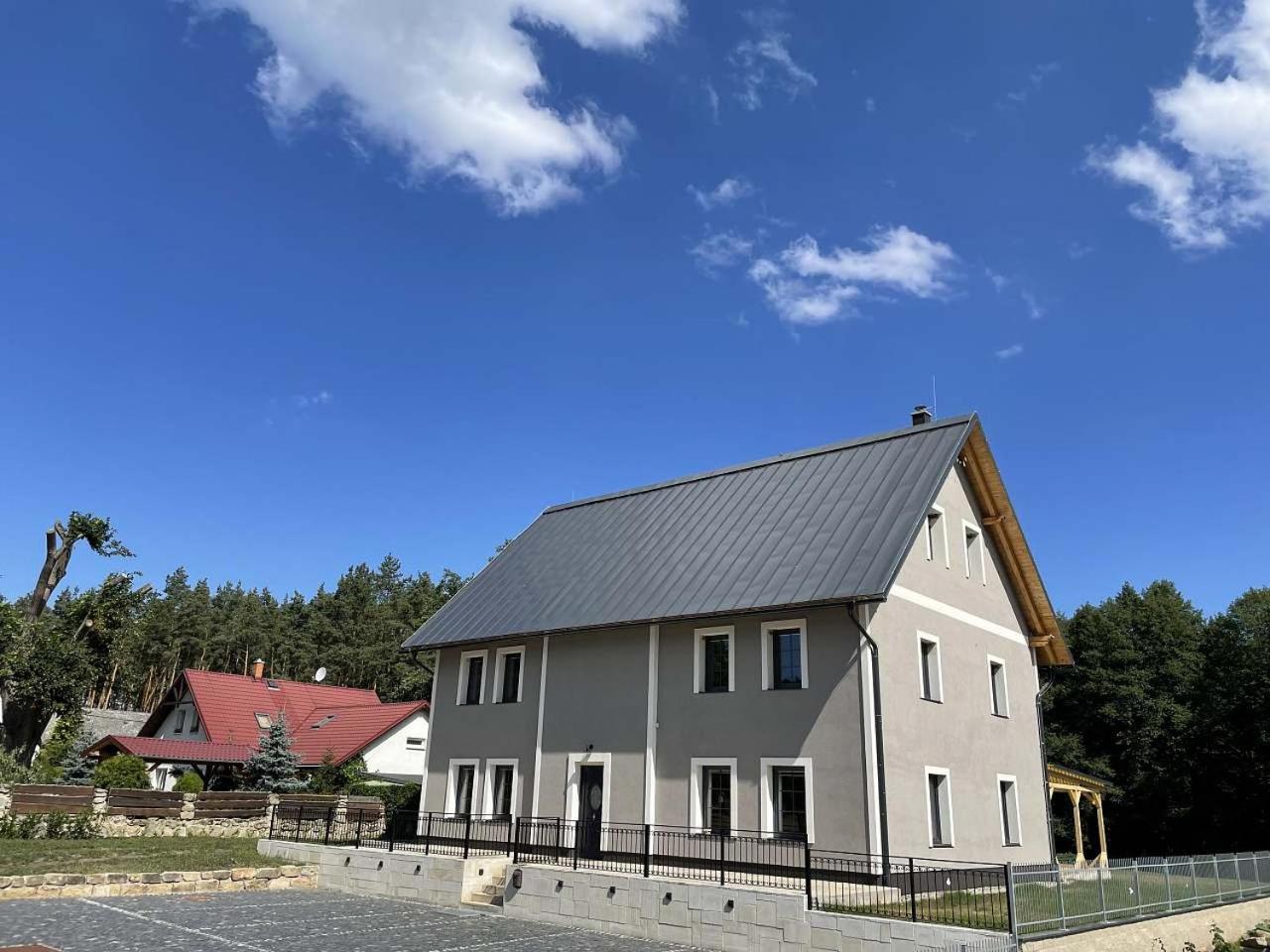 Villa photo 1