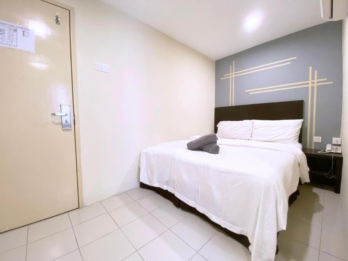 Standard Double Room photo 2