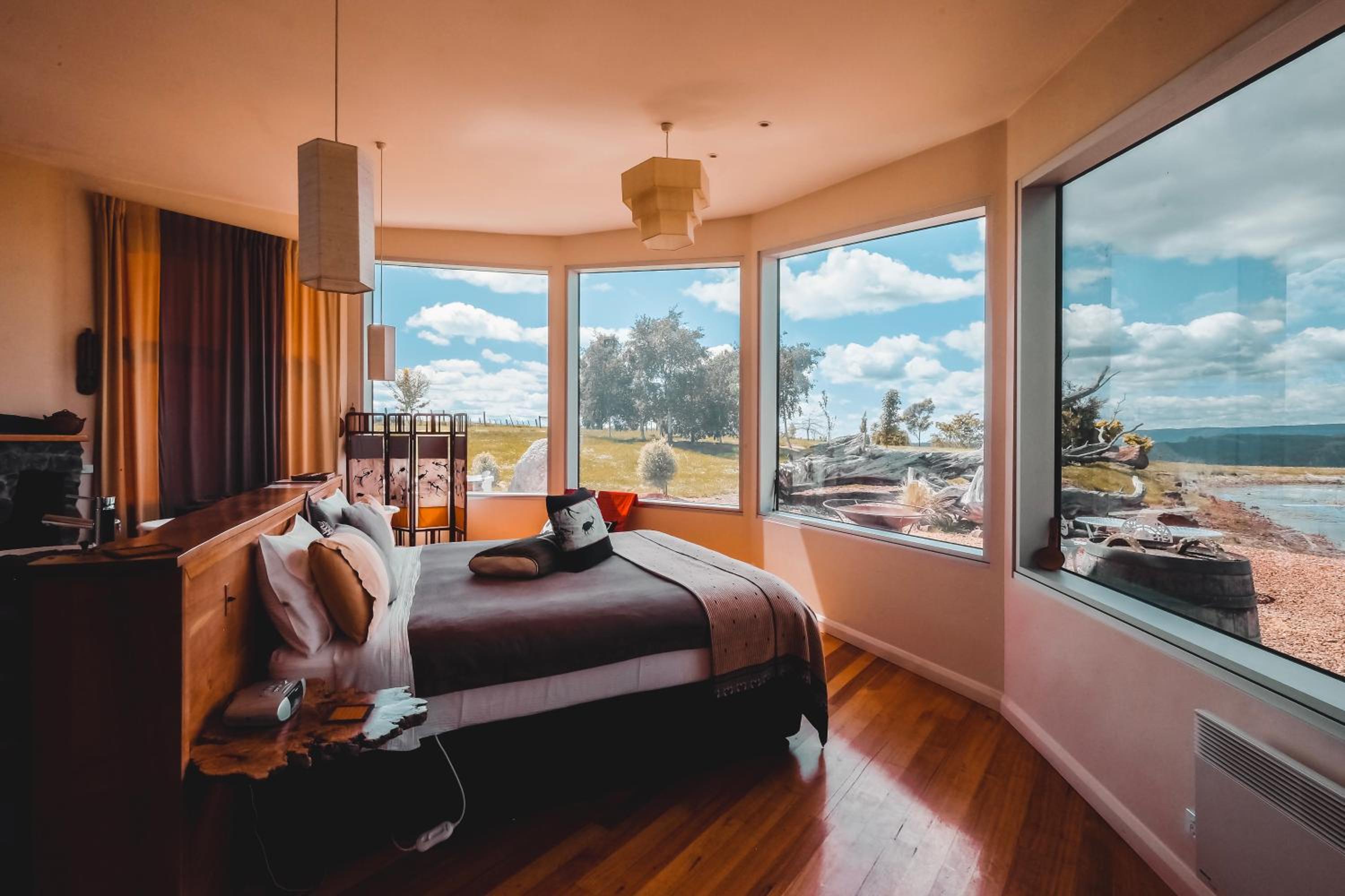 Three-Bedroom Villa photo 1
