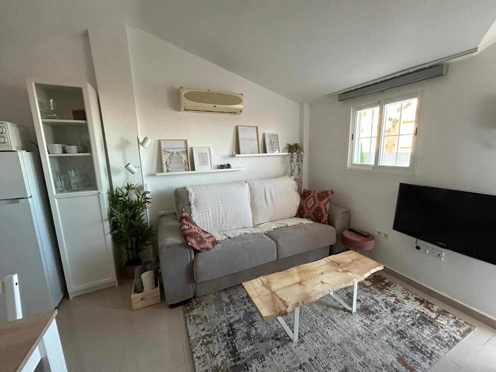 Apartment photo 2