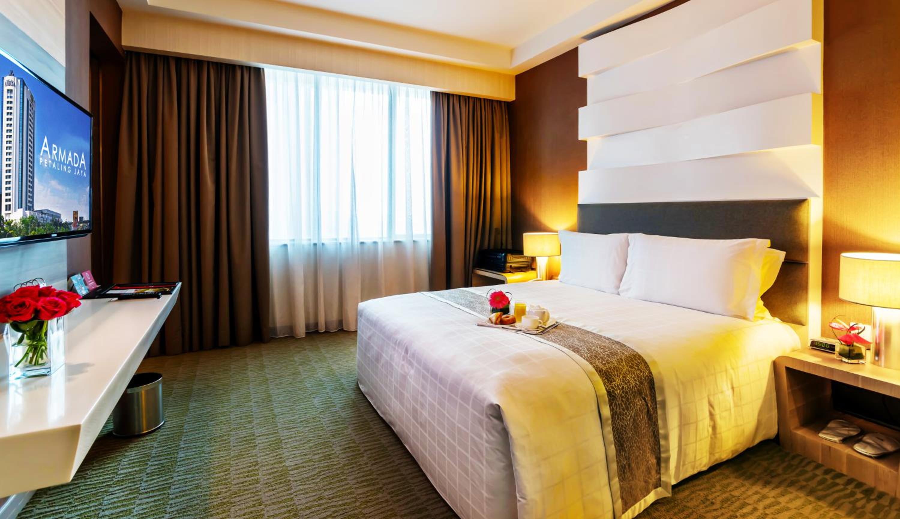 Admiral Suite photo 2