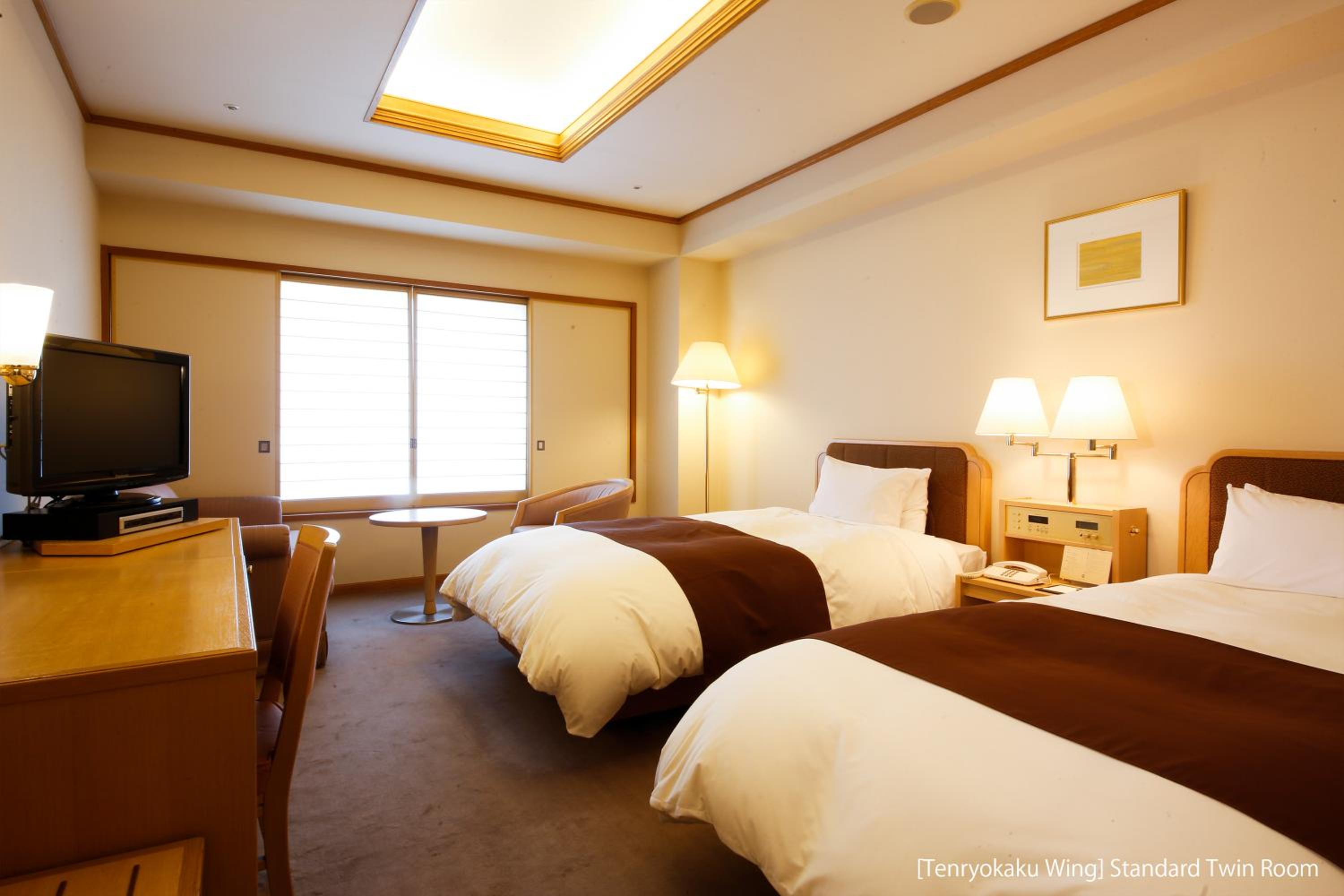 Standard Twin Room - Non-Smoking - Photo 8