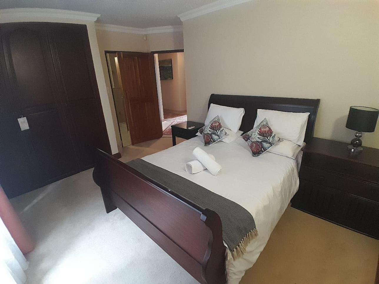 Executive Queen Room photo 3